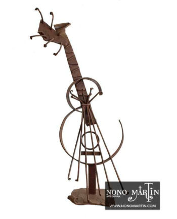 Escultura en forja, Guitarra Picassiana del artista Nono Martín